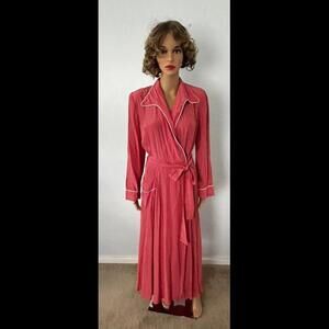 Vintage Textron 1940's Full Length Dressing Gown/Robe  Coral Pink White Piping